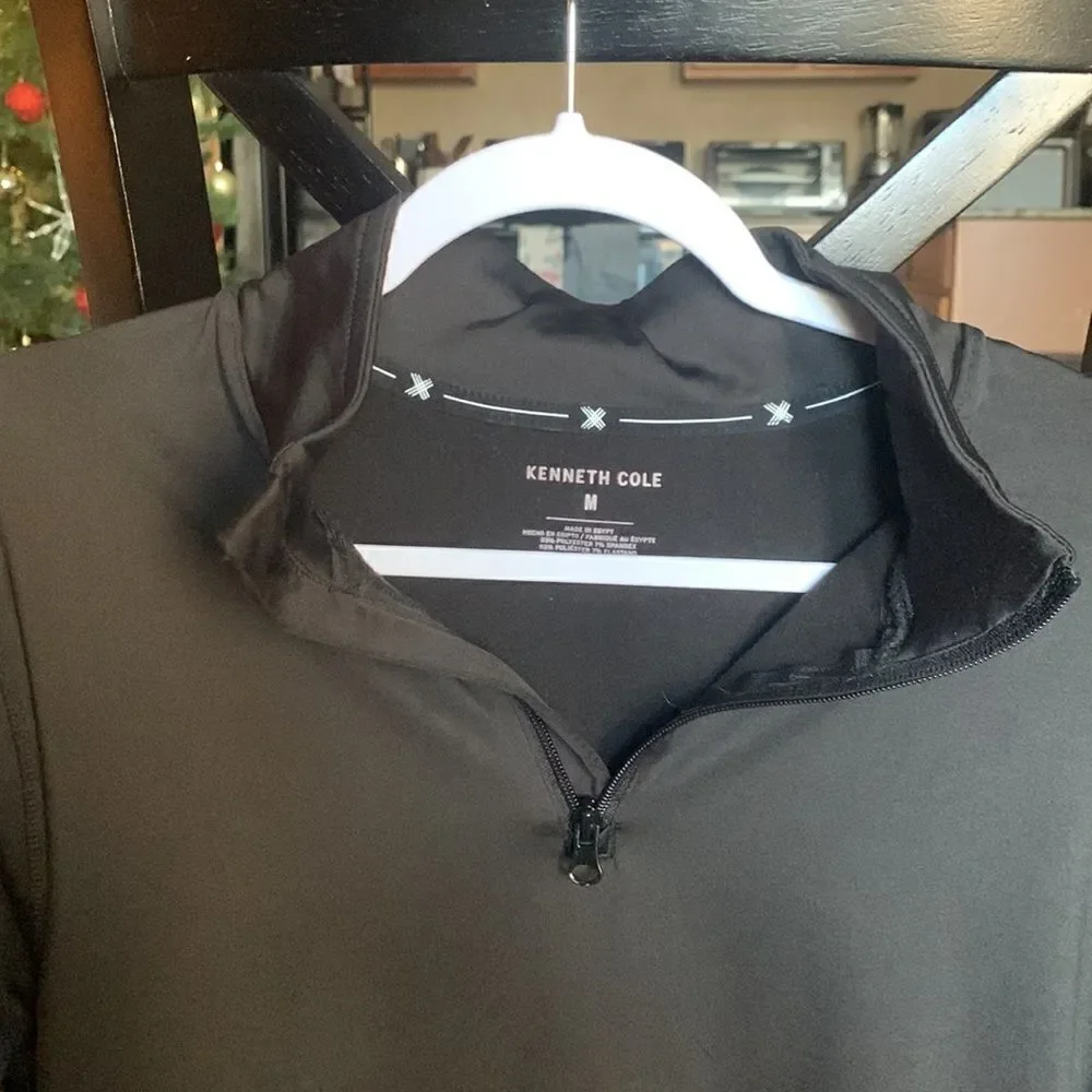 Kenneth Cole quarter zip pullover, size M.